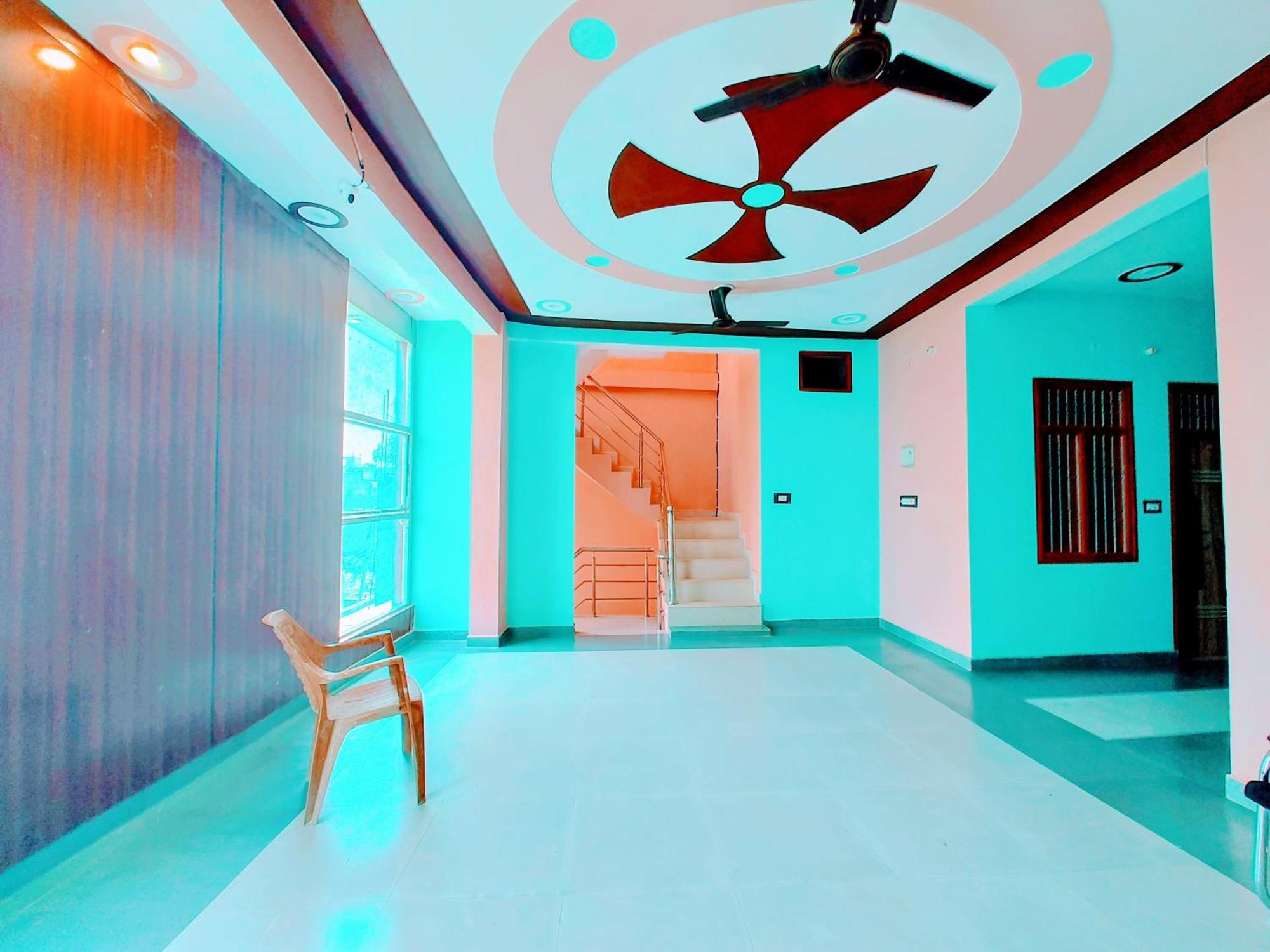 Hotel Raghukul Ayodhya Ngoại thất bức ảnh