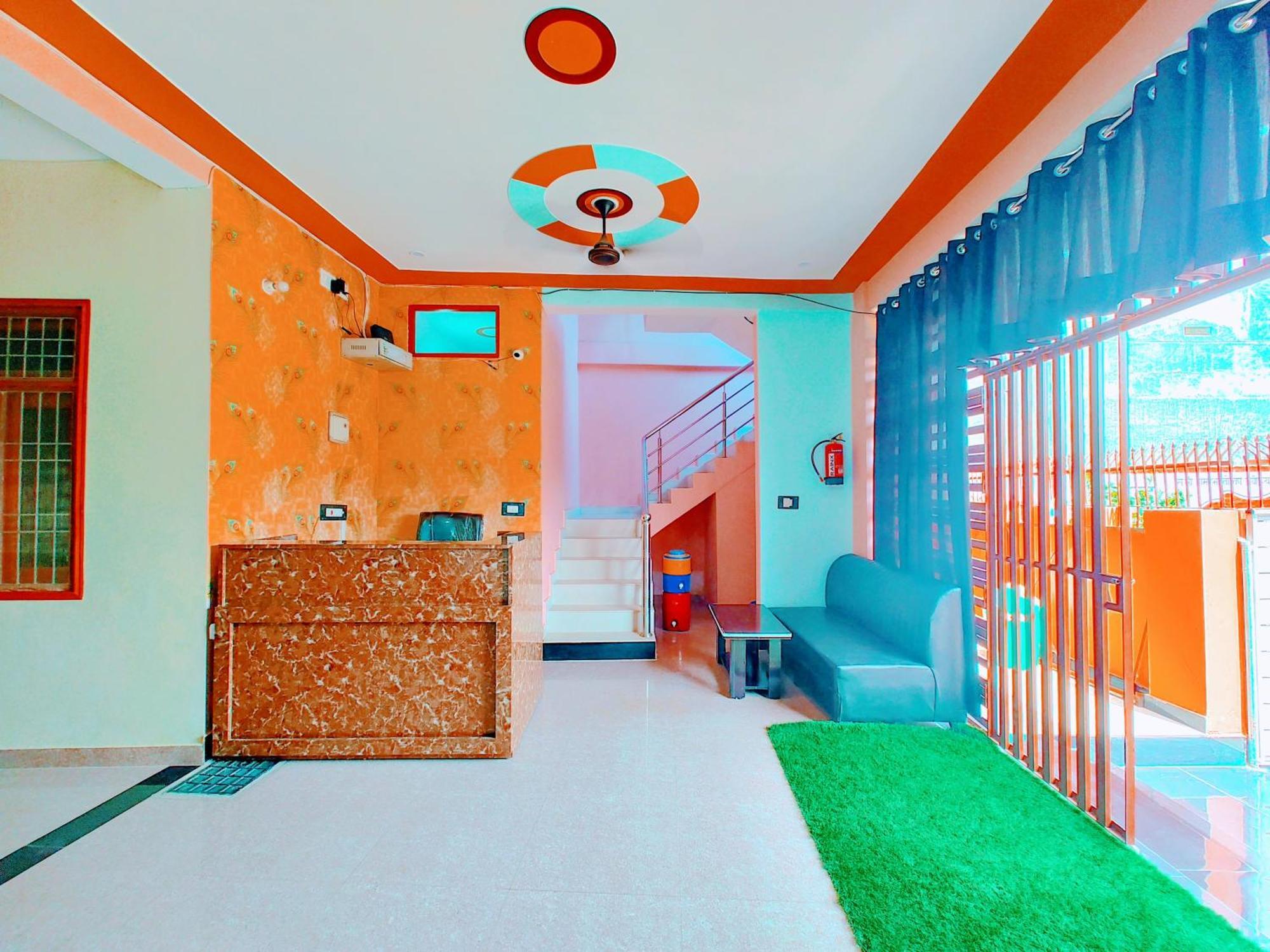 Hotel Raghukul Ayodhya Ngoại thất bức ảnh