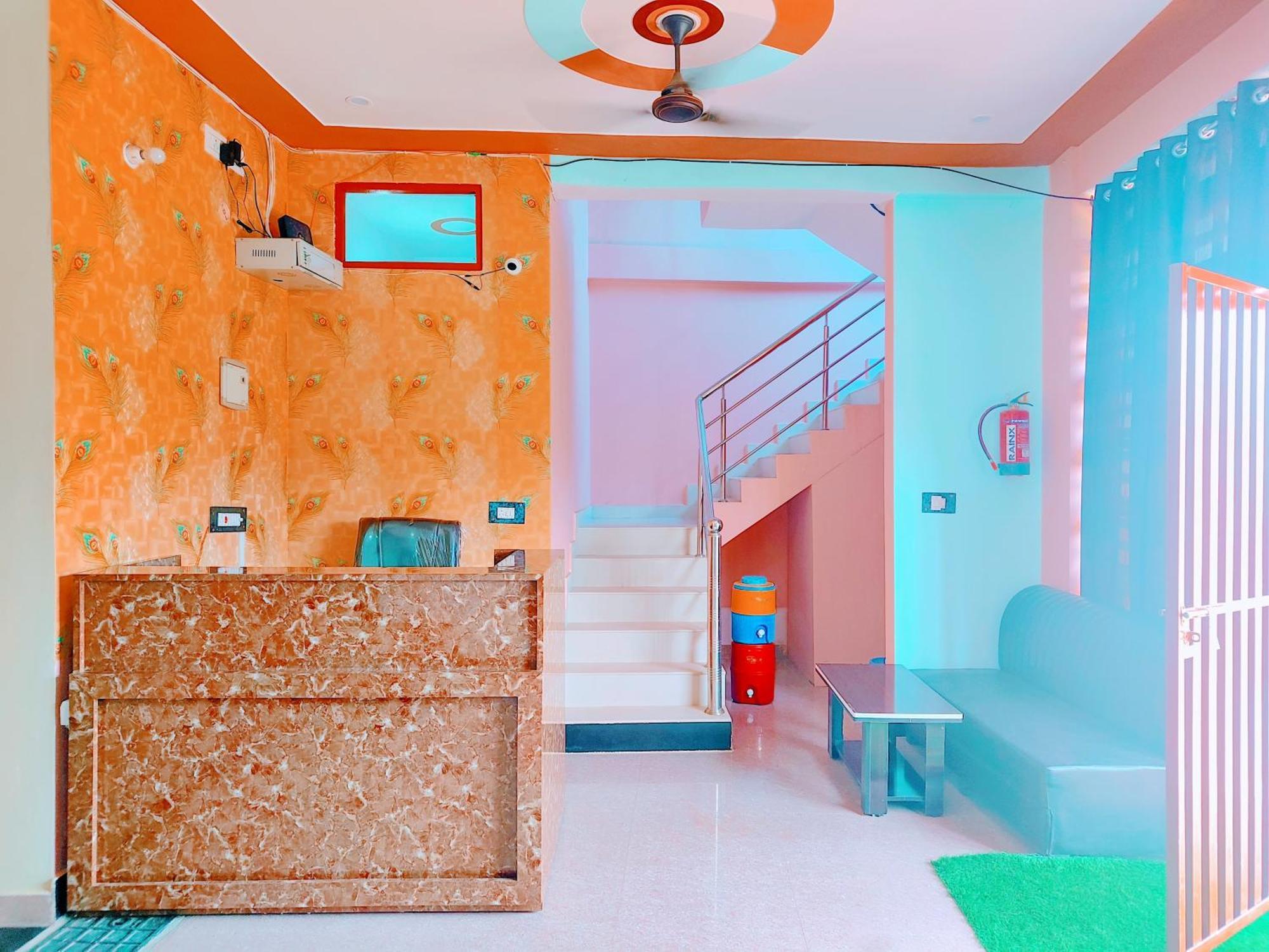 Hotel Raghukul Ayodhya Ngoại thất bức ảnh